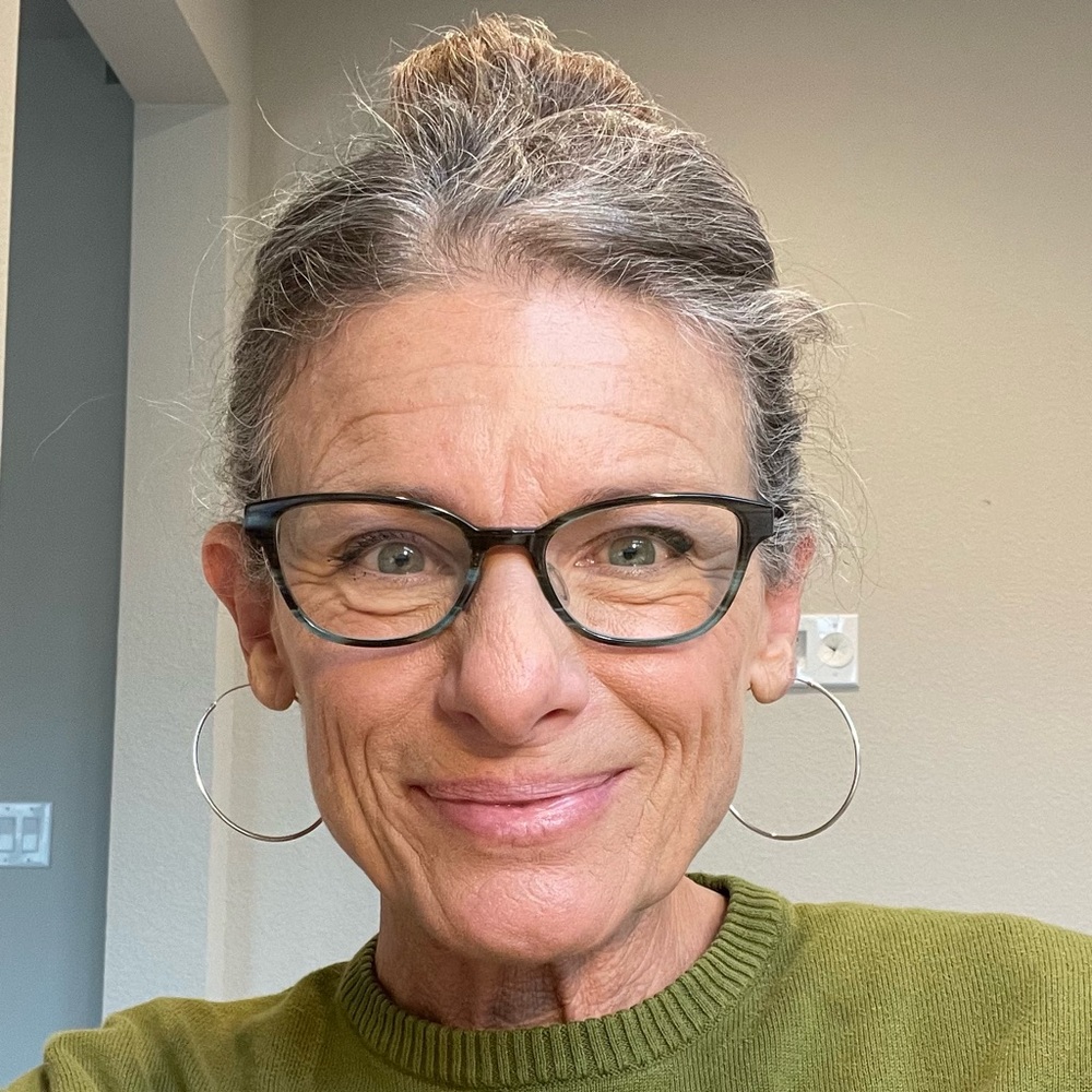 Meet your Posher, Luann